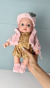 عروسک دختر سفید پوست گوشتی 9 عددی