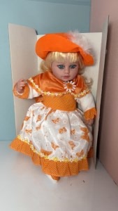 عروسک هوشمند زرد 24