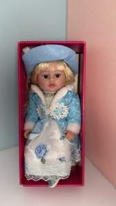 عروسک طرح 1666 amt