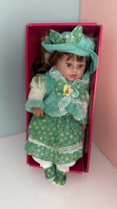 عروسک سبز طرح 1666 amt