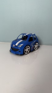 دویست و شش و نیم ابی